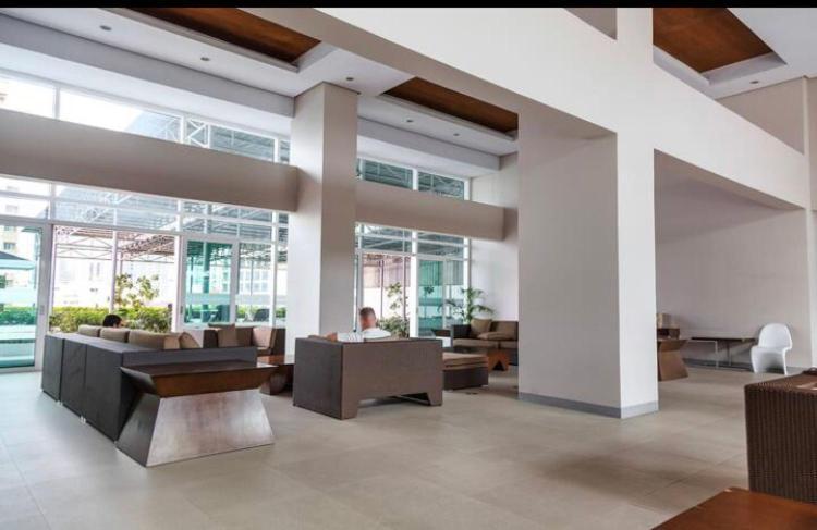 Beacon Makati Condo Free Pool Access Free Wifi 100Mbps & Free Netflix Manila Luaran gambar